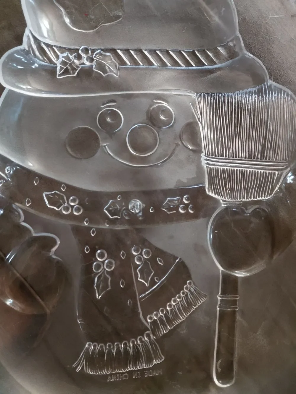 Source Unknown clear plastic